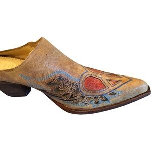 Corral Wing Heart mule TAN color